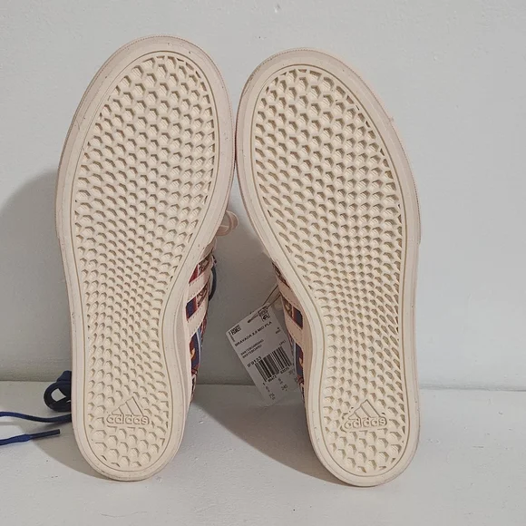 adidas gazelle silver green womens adidas Bravada 2.0 Lifestyle Skateboarding Canvas Mid-Cut Graphic Shoes  Cloud White / Cloud White / Cloud White  Heppo.com